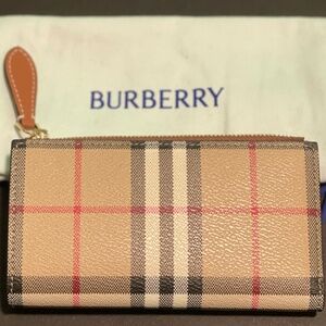 Burberry Women’s Wallet